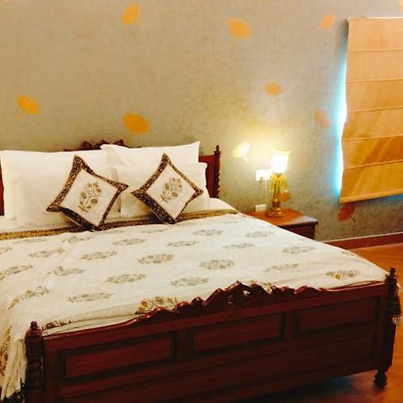 Vijaigarh Kothi - Heritage Boutique Waranasi Zewnętrze zdjęcie