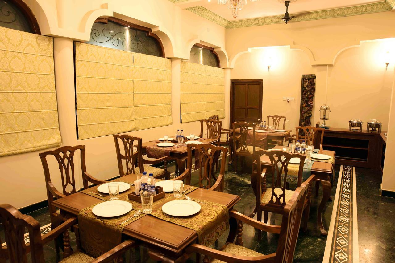 Vijaigarh Kothi - Heritage Boutique Waranasi Zewnętrze zdjęcie